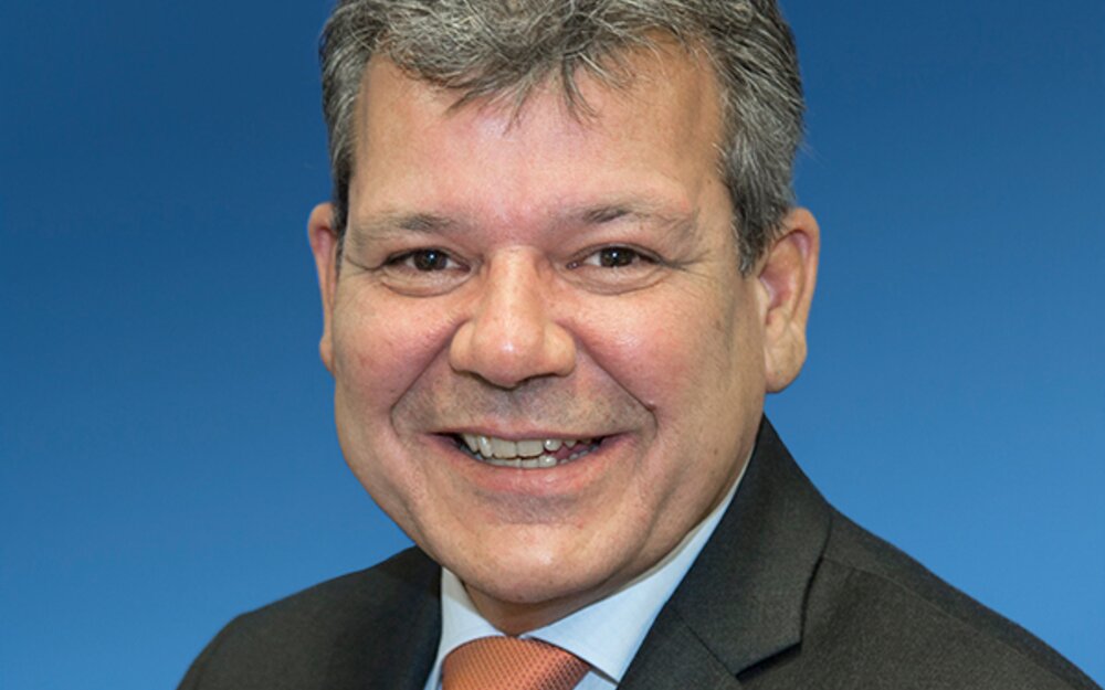 Heinz Lind
Heinz Lind