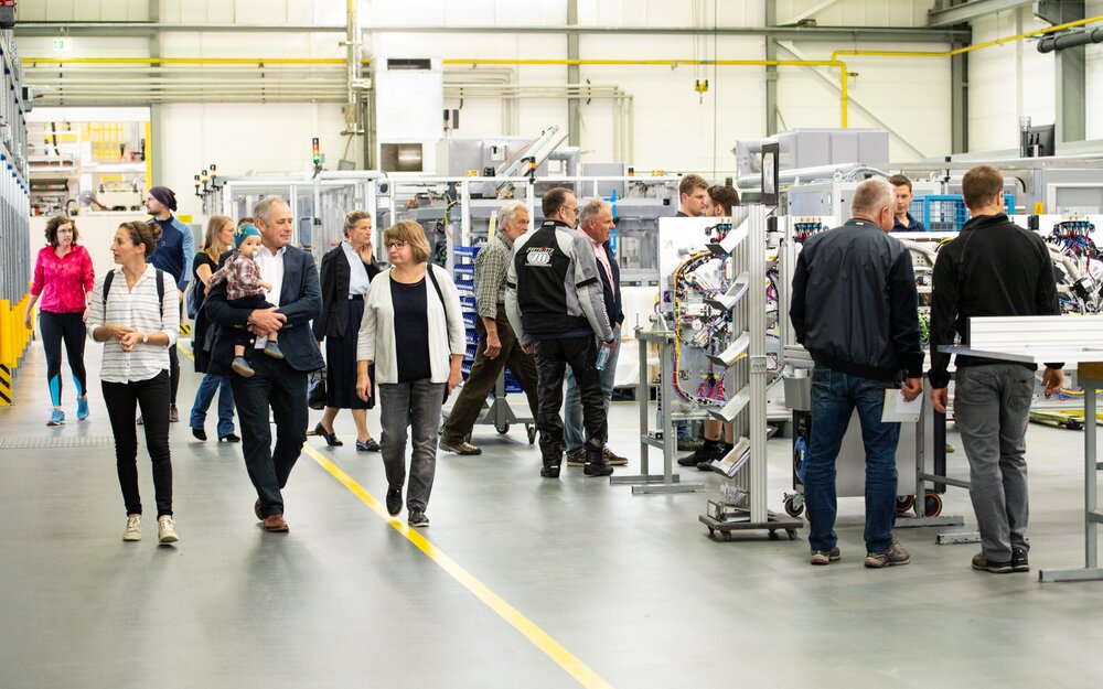 Tour through assembly halls for employees and relatives. Tour through assembly halls for employees and relatives.