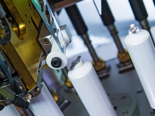 Tube sealing in machine