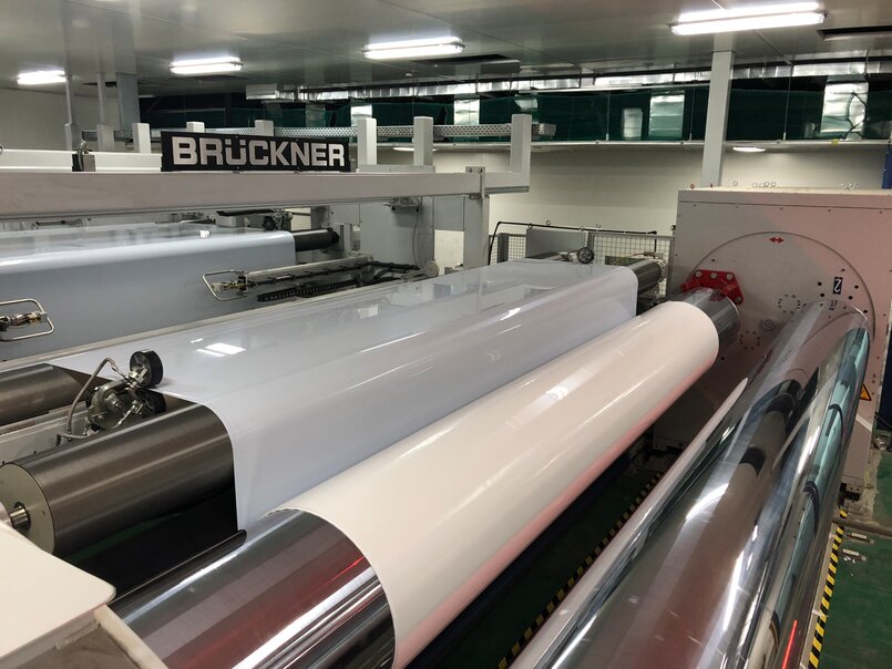 A-grade quality battery separator film is a seal of quality for both: Senior and Brückner ALTTEXT