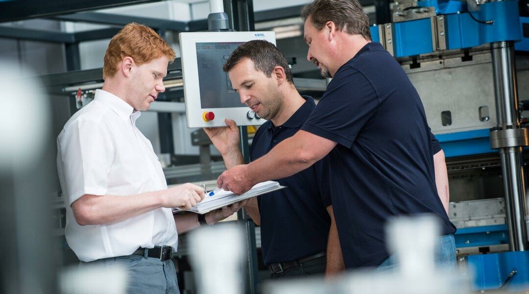 KIEFEL Service RFO Beitrag ALTTEXT