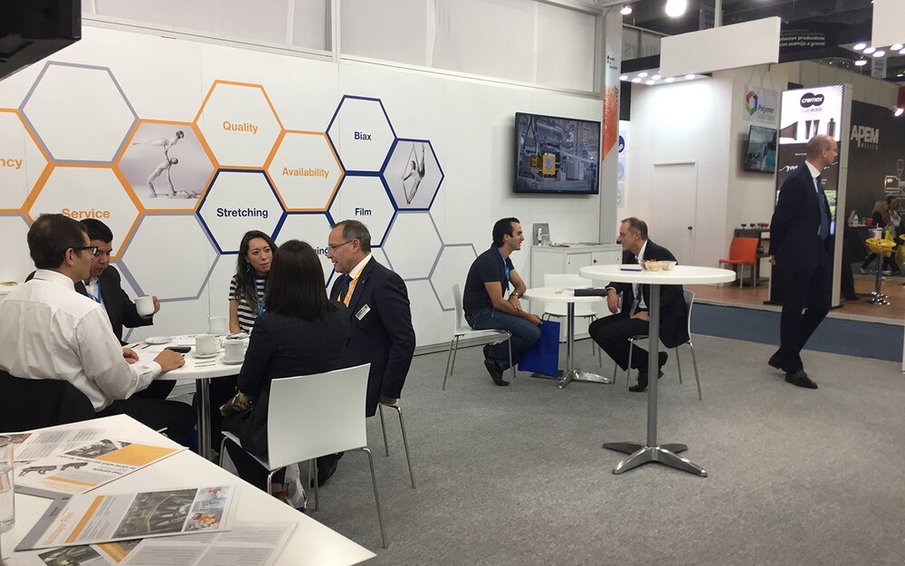 Joint Brückner Group booth 5 minutes after Plastimagen opening - a well-attended place for fruitful discussions 
