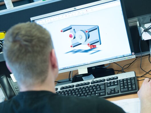 Size parts rendering on computer