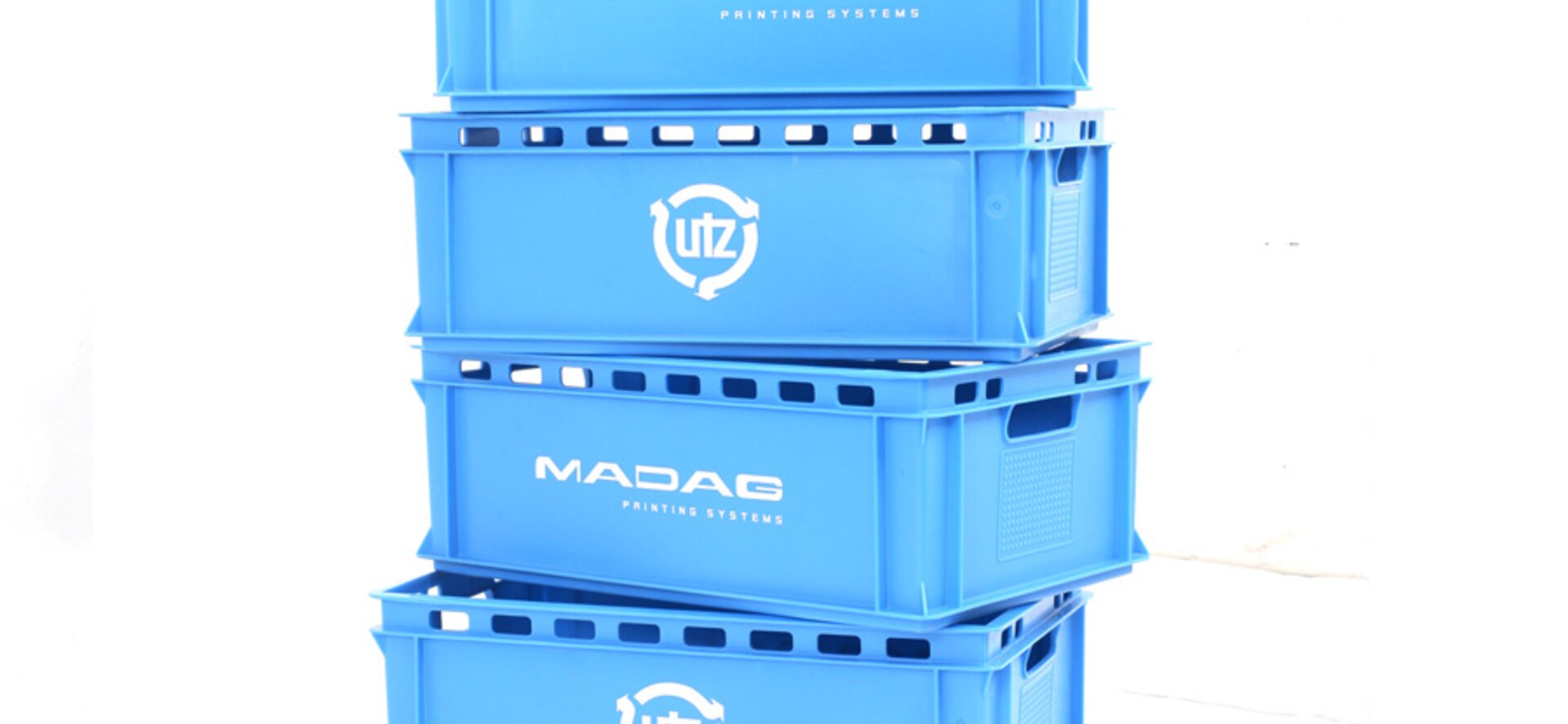 Heissprägen auf Behälter ¦ PackSys Global