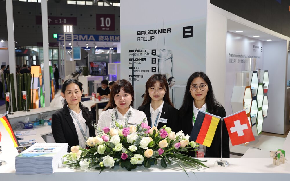 Welcome to the Brückner booth Welcome to the Brückner booth