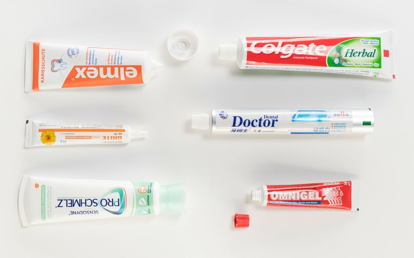 Elmex and Colgate tubes