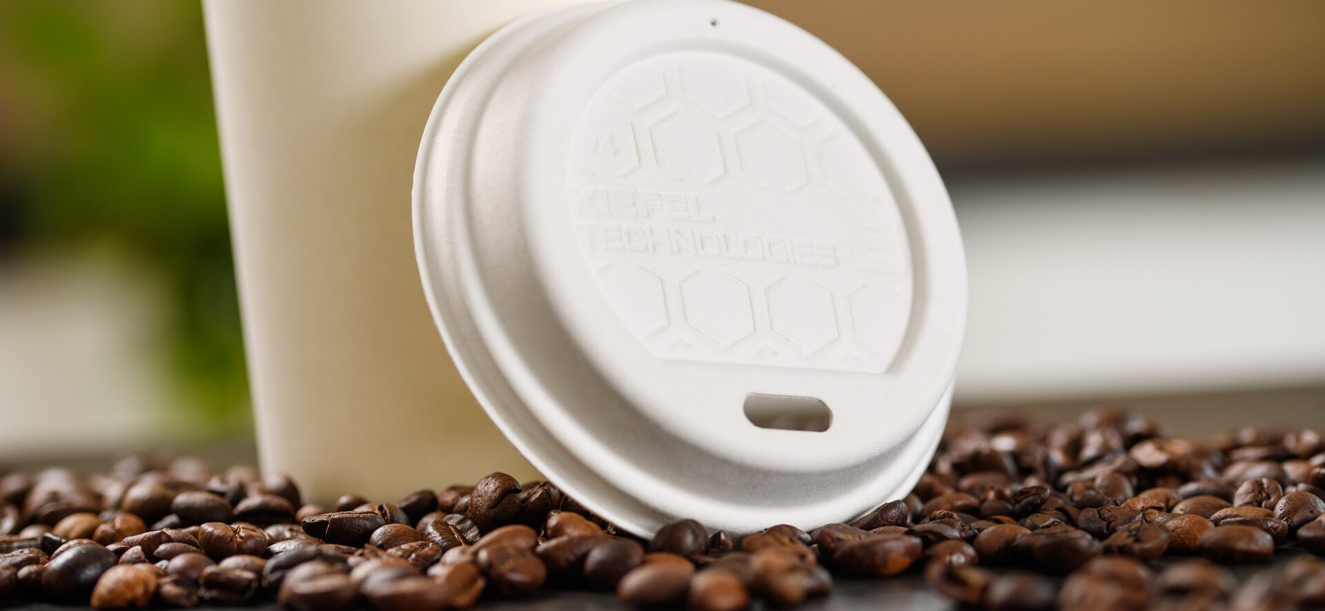 New fiber lid production system: NATUREFORMER KFL 90.1