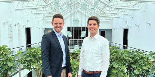 Wilhelm Schmidt (Regional Sales Manager Taiwan, left) and Daniel Mieze (Regional Sales Engineer China, right)