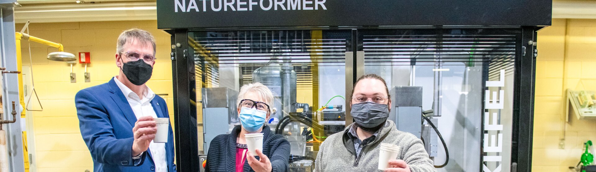 From left: Matthias Sieverding, CEO at BGU, PDC Director Colleen Walker, and Nicho-las Palumbo, Fiber Engineer at BGU at the handover of the laboratory machine NATUREFORMER KFT Lab. | © University of Maine 