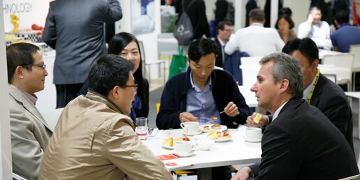 Fruitful and interesting discussions with the sales people from Brückner Servtec
